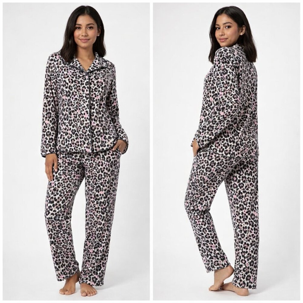NWT Rene Rofe Fleece Leopard Print Pajama Set Long Sleeve and Pants Size Medium